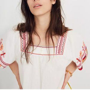 🌺🌺Madewell Embroidered Sandblossom Top